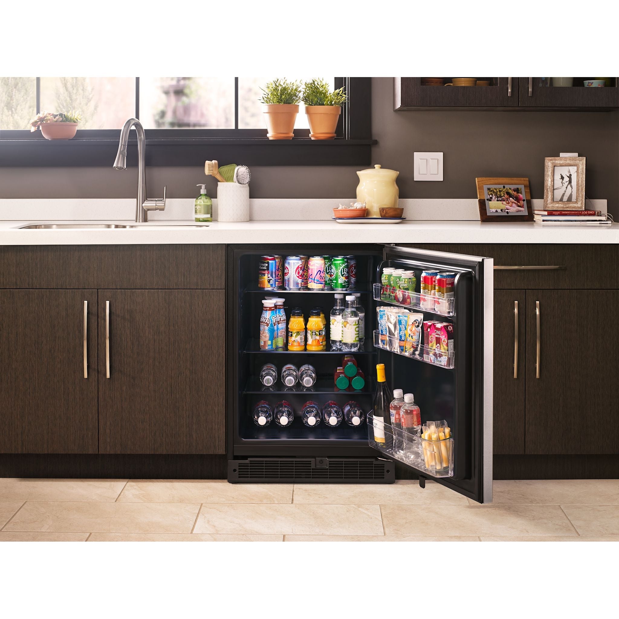 Réfrigérateur compact Whirlpool (WUR50X24HZ) - Acier inoxydable
